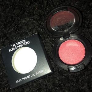 MAC Eyeshadow Single